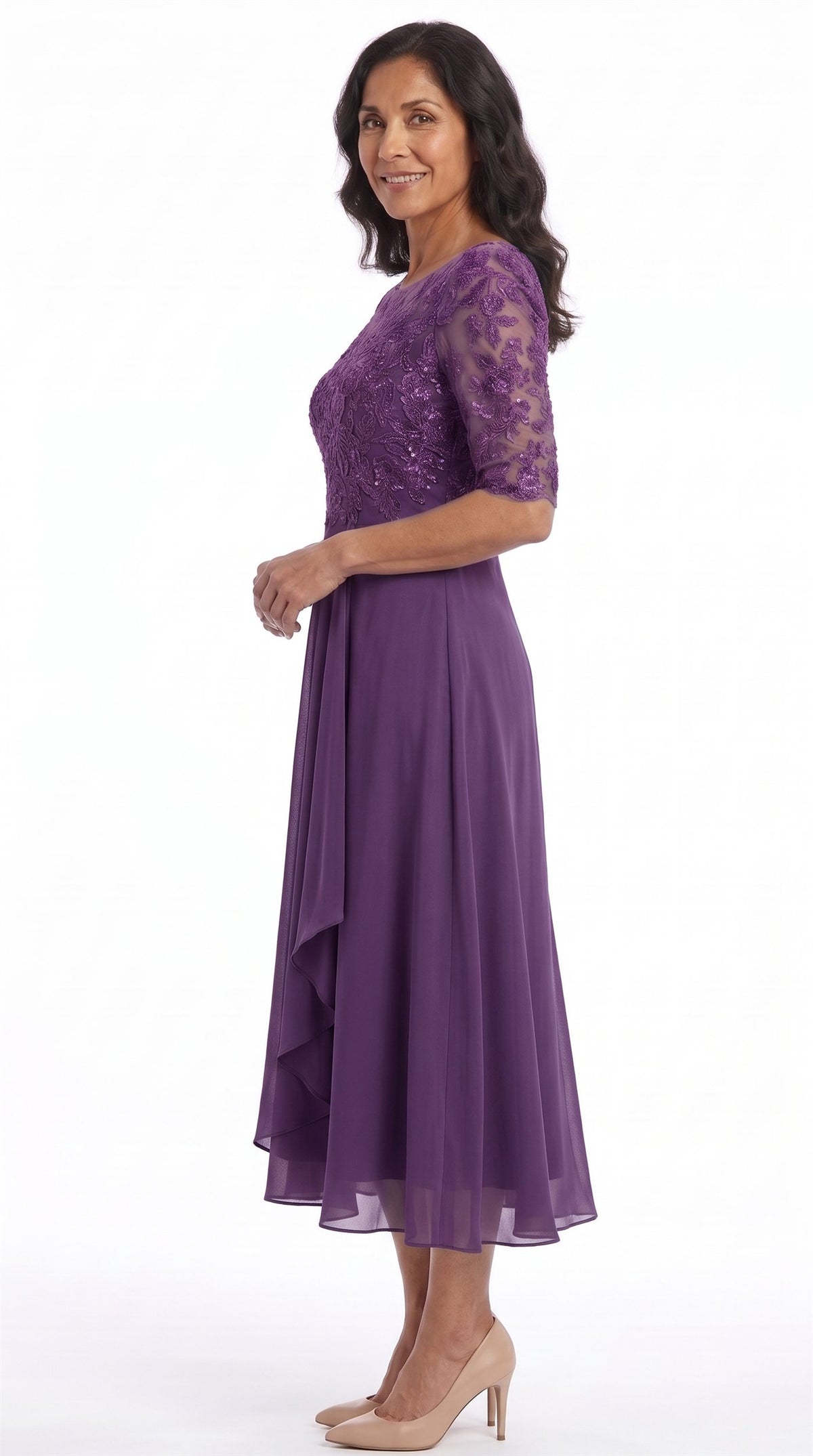 Vestido Celia | Encaje y gasa en morado, de lado
