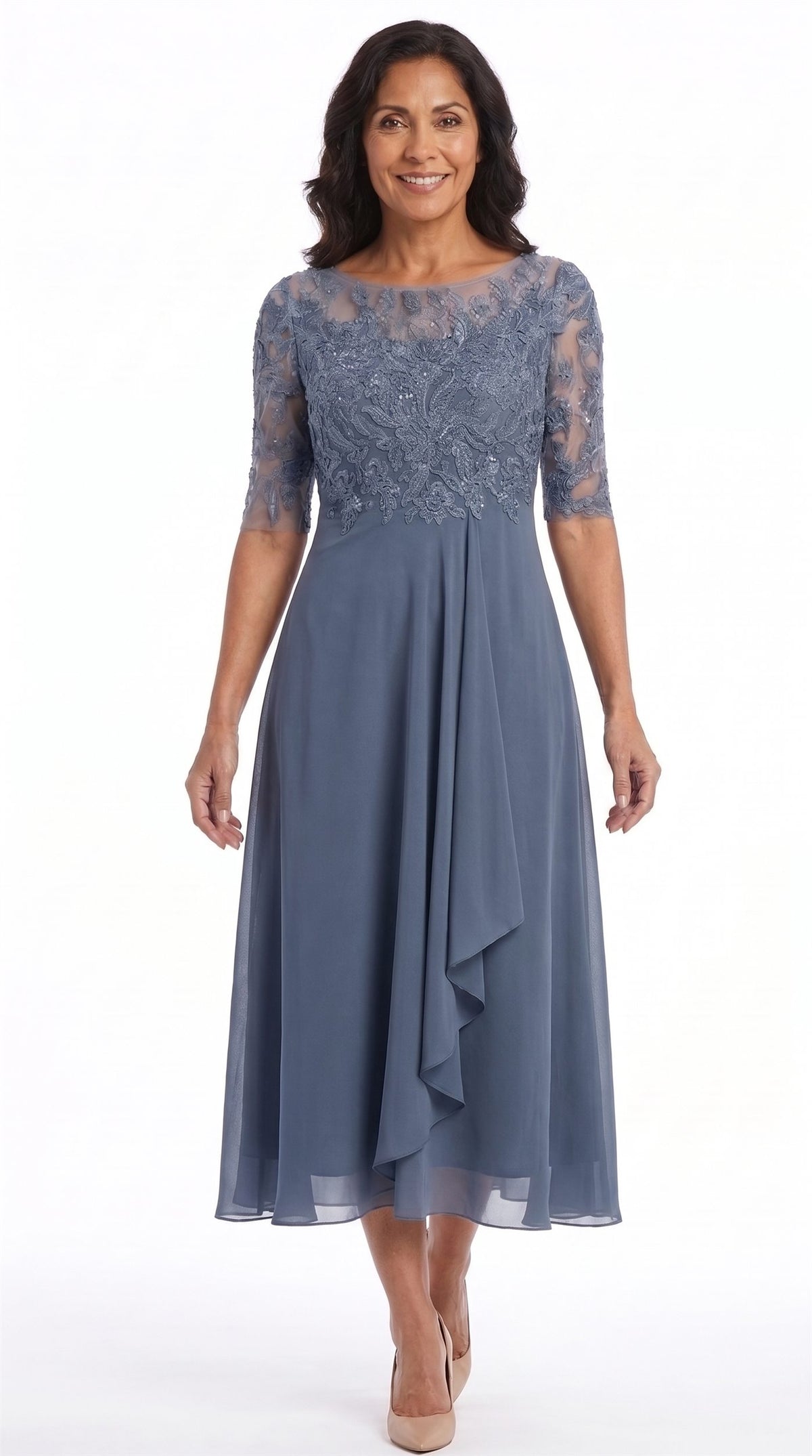 Vestido Celia | Encaje y gasa en azul empolvado, de frente