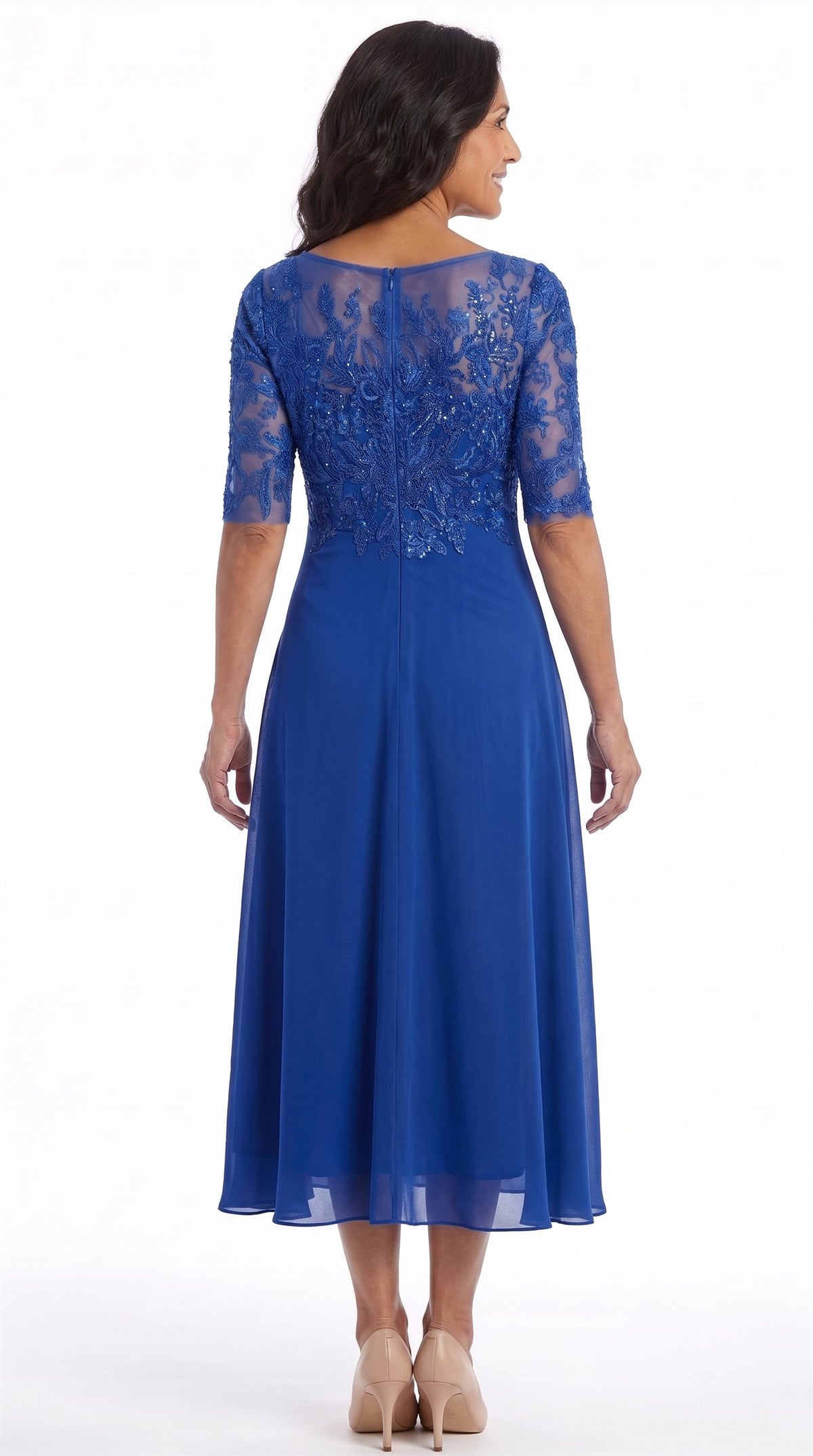 Vestido Celia | Encaje y gasa en azul real, de espaldas