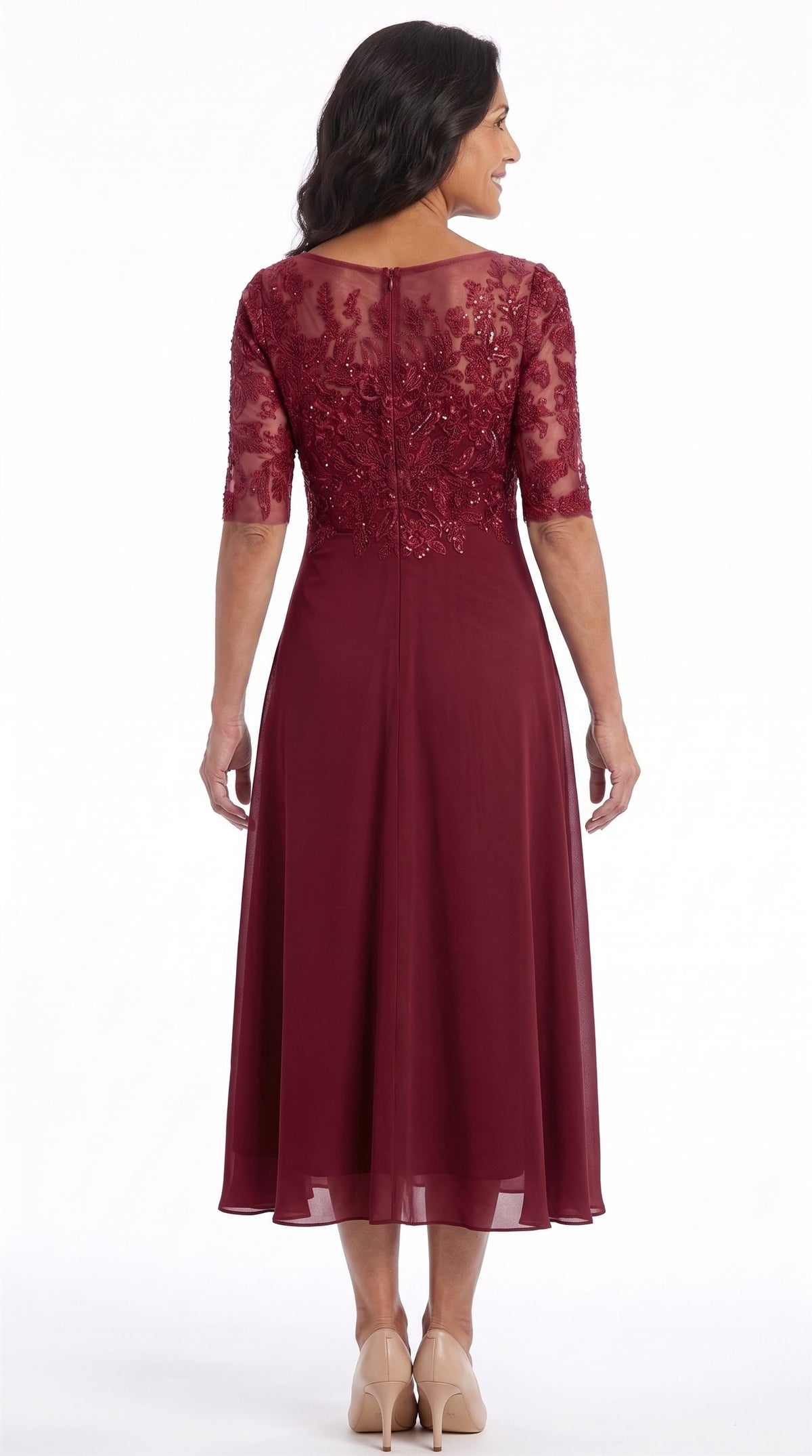 Vestido Celia | Encaje y gasa en burdeos, de espaldas